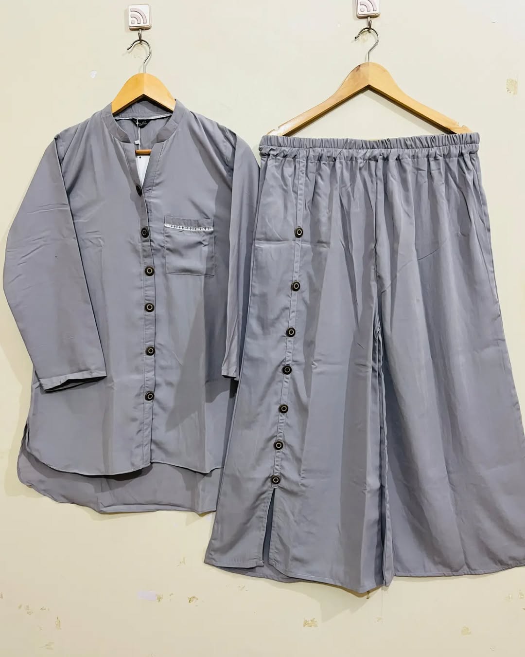 Women’s Stylish 2 Piece Button Down Kurta and Wide Leg Trouser Set – Chohan Shopping Centre